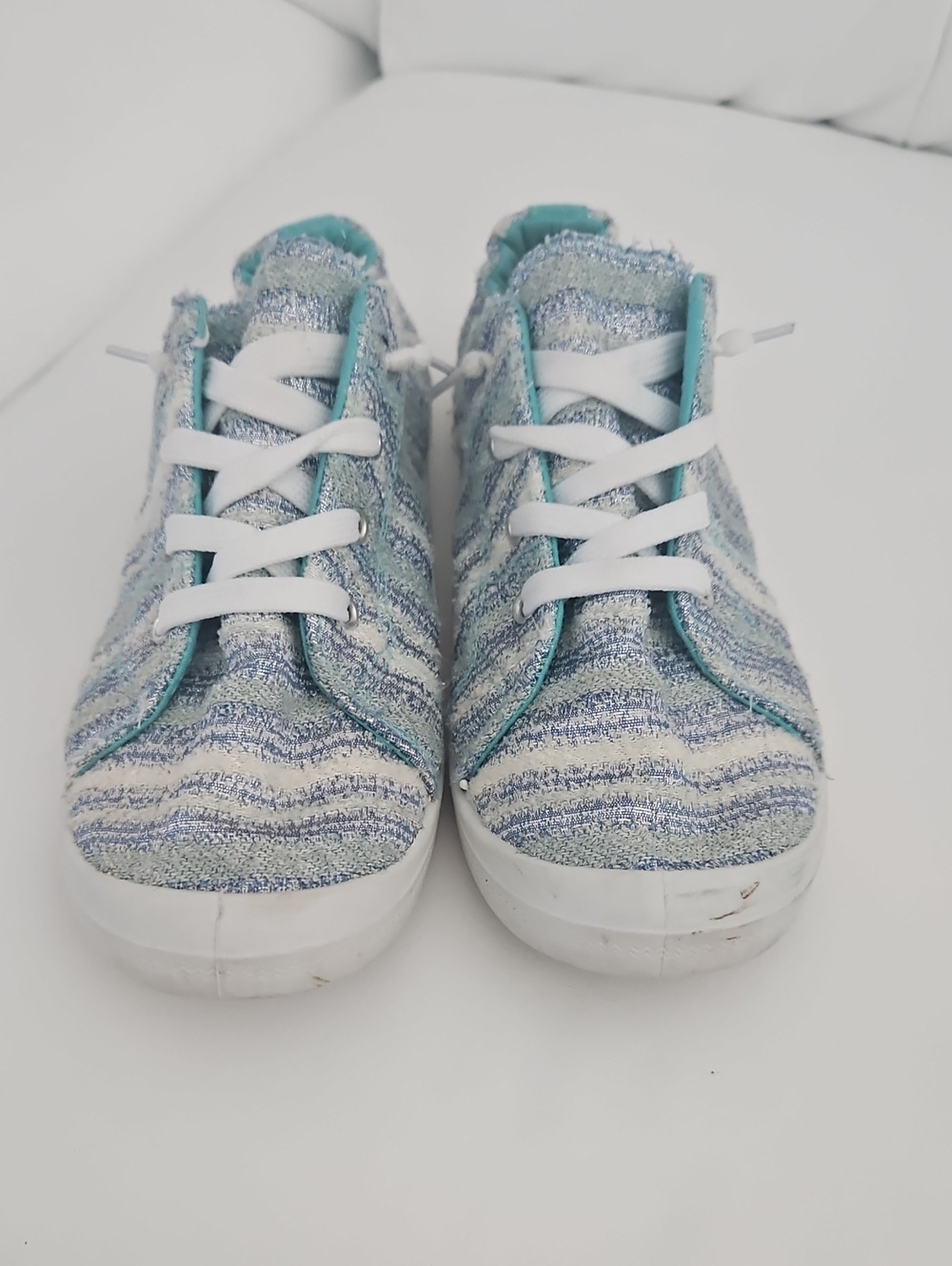 Twisted Light Blue & White Knit Slip-on Sneakers With Silver Metallic Thread